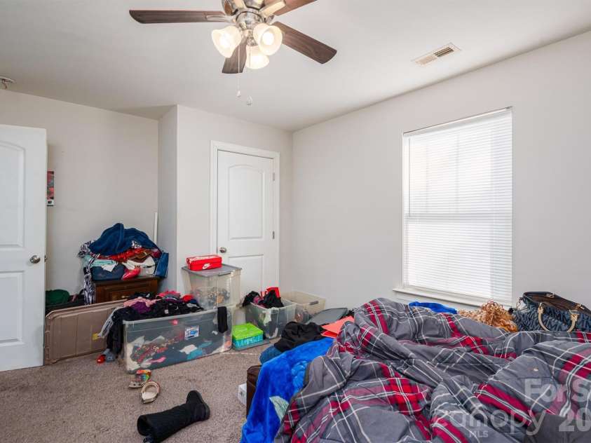 505 Cloninger Street, Dallas, NC 28034.  MLS# CAR4342350, YatesRealty ID 3358. 3rd Bedroom