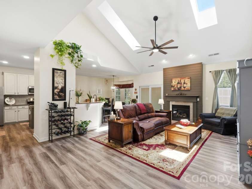 1217 Brionne Court, Waxhaw, NC 28173.  MLS# CAR4396373, YatesRealty ID 33580. 