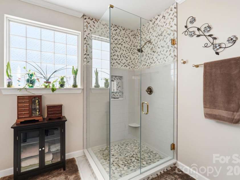 1217 Brionne Court, Waxhaw, NC 28173.  MLS# CAR4396373, YatesRealty ID 33580. 