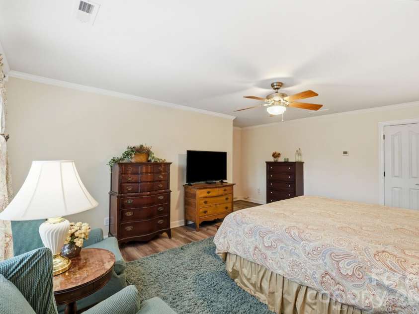 1217 Brionne Court, Waxhaw, NC 28173.  MLS# CAR4396373, YatesRealty ID 33580. 