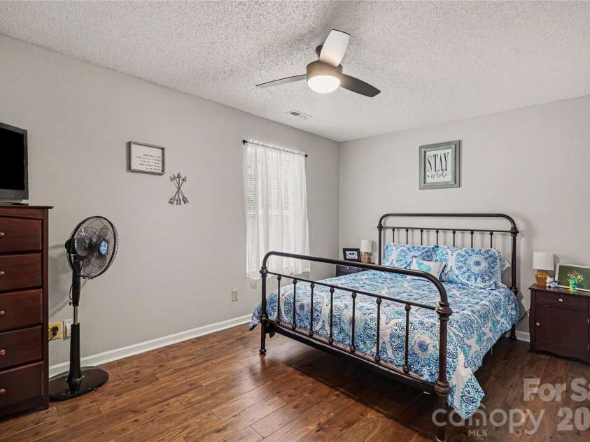 1729 Red Bird Circle, Concord, NC 28025.  MLS# CAR4396402, YatesRealty ID 33581. 