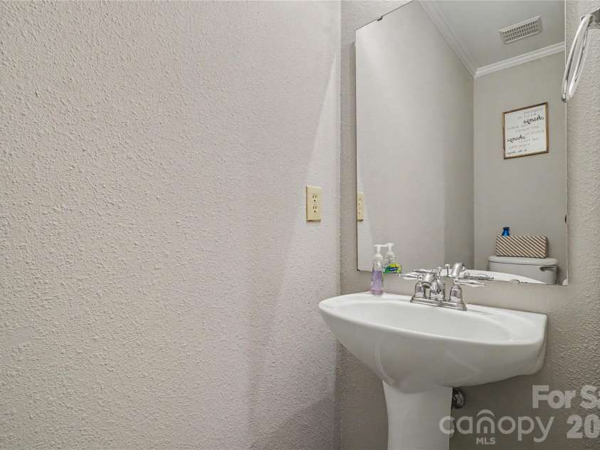 1729 Red Bird Circle, Concord, NC 28025.  MLS# CAR4396402, YatesRealty ID 33581. 
