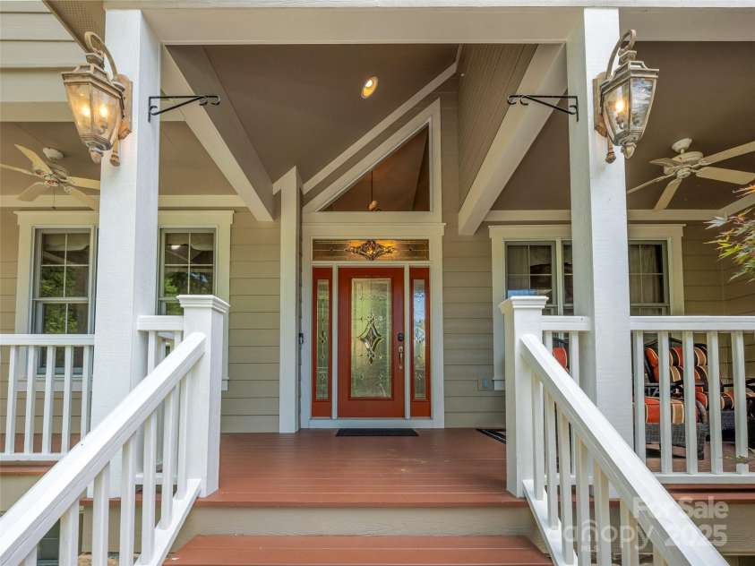 220 Amblewood Trail, Hendersonville, NC 28739.  MLS# CAR4295058, YatesRealty ID 33581. 