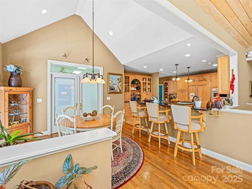 220 Amblewood Trail, Hendersonville, NC 28739.  MLS# CAR4295058, YatesRealty ID 33581. 