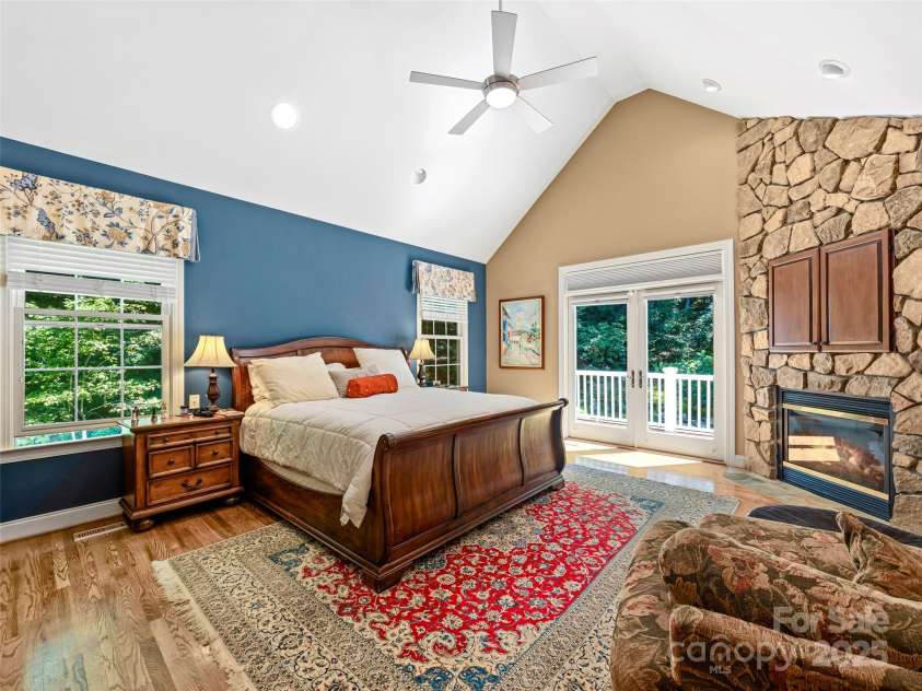 220 Amblewood Trail, Hendersonville, NC 28739.  MLS# CAR4295058, YatesRealty ID 33581. 