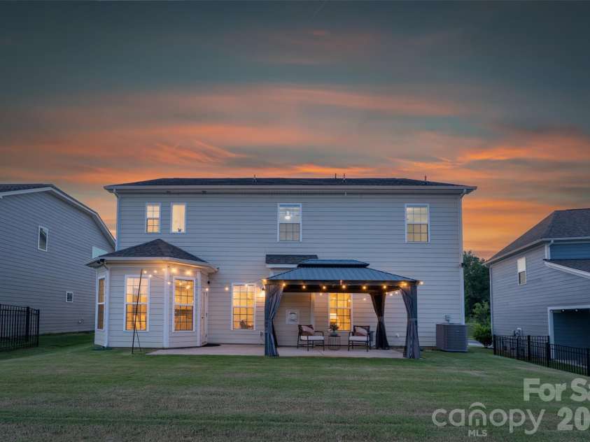 2249 Idol Rock Drive, Fort Mill, SC 29707.  MLS# CAR4396380, YatesRealty ID 33582. 