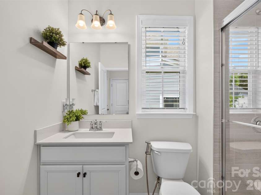 2249 Idol Rock Drive, Fort Mill, SC 29707.  MLS# CAR4396380, YatesRealty ID 33582. First floor full bathroom
