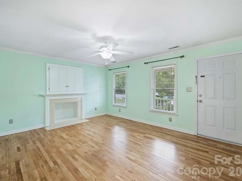 1673 Ashridge Road, Rock Hill, SC 29730.  MLS# CAR4395375, YatesRealty ID 33583. 