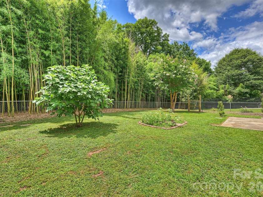 1673 Ashridge Road, Rock Hill, SC 29730.  MLS# CAR4395375, YatesRealty ID 33583. 