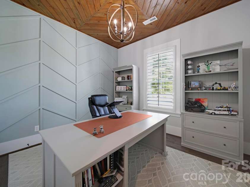 419 Rocking Chair Lane, Fort Mill, SC 29708.  MLS# CAR4396244, YatesRealty ID 33585. 
