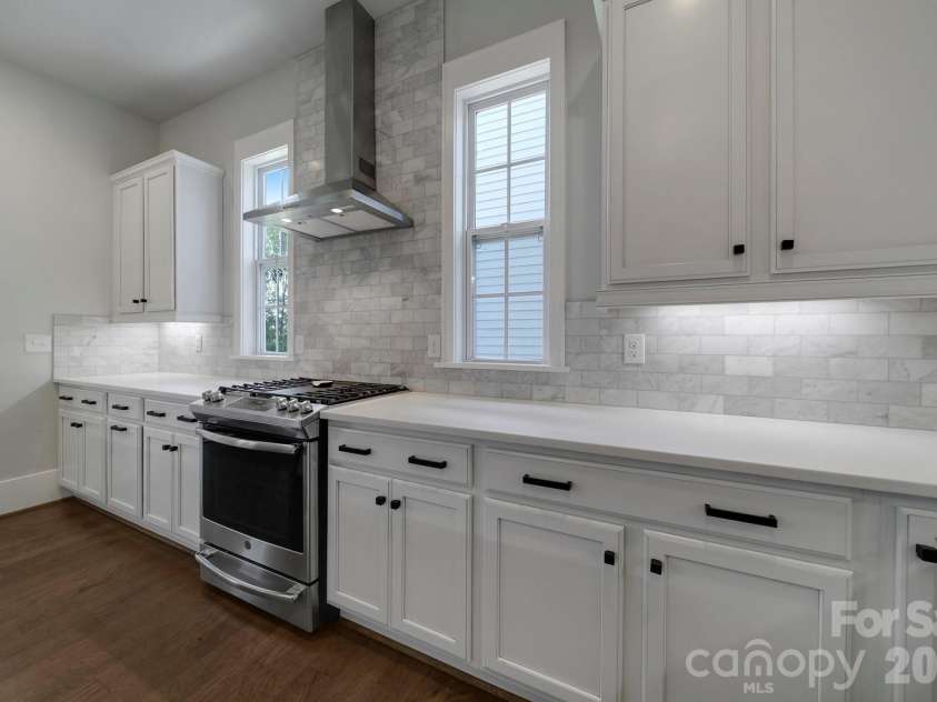 419 Rocking Chair Lane, Fort Mill, SC 29708.  MLS# CAR4396244, YatesRealty ID 33585. 