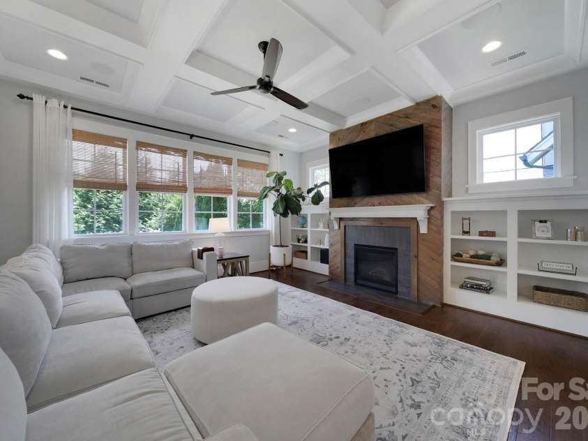 419 Rocking Chair Lane, Fort Mill, SC 29708.  MLS# CAR4396244, YatesRealty ID 33585. 