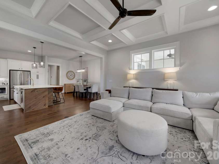 419 Rocking Chair Lane, Fort Mill, SC 29708.  MLS# CAR4396244, YatesRealty ID 33585. 