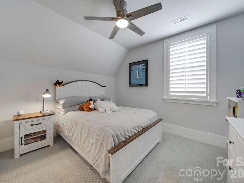 419 Rocking Chair Lane, Fort Mill, SC 29708.  MLS# CAR4396244, YatesRealty ID 33585. 