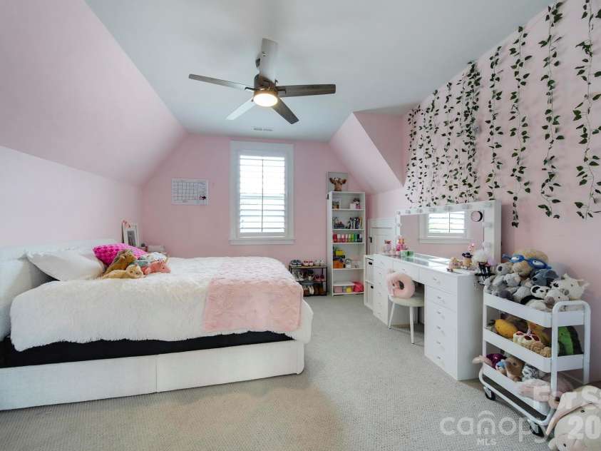419 Rocking Chair Lane, Fort Mill, SC 29708.  MLS# CAR4396244, YatesRealty ID 33585. 