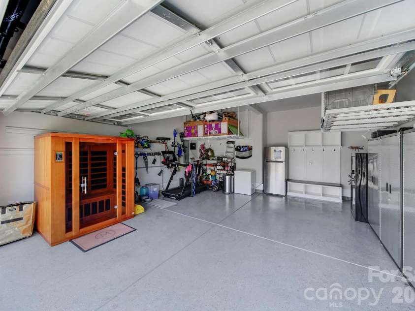 419 Rocking Chair Lane, Fort Mill, SC 29708.  MLS# CAR4396244, YatesRealty ID 33585. 