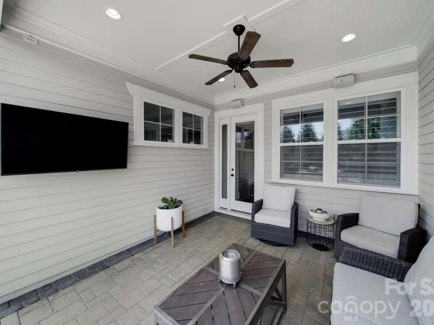 419 Rocking Chair Lane, Fort Mill, SC 29708.  MLS# CAR4396244, YatesRealty ID 33585. 