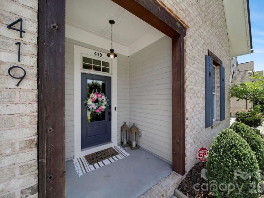 419 Rocking Chair Lane, Fort Mill, SC 29708.  MLS# CAR4396244, YatesRealty ID 33585. 