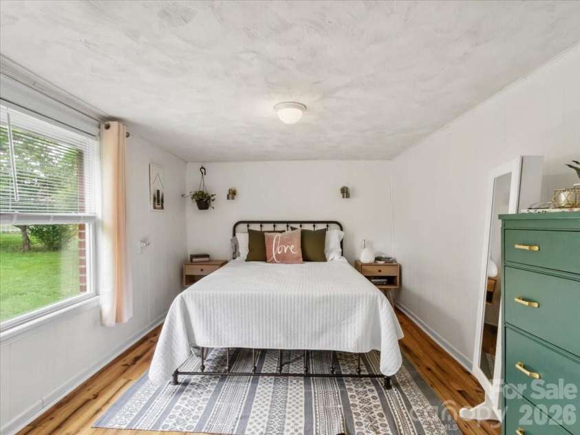 140 Locust Grove Road, Weaverville, NC 28787.  MLS# CAR4389016, YatesRealty ID 33586. 