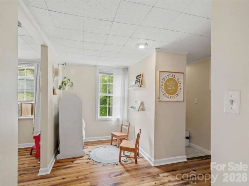 140 Locust Grove Road, Weaverville, NC 28787.  MLS# CAR4389016, YatesRealty ID 33586. 
