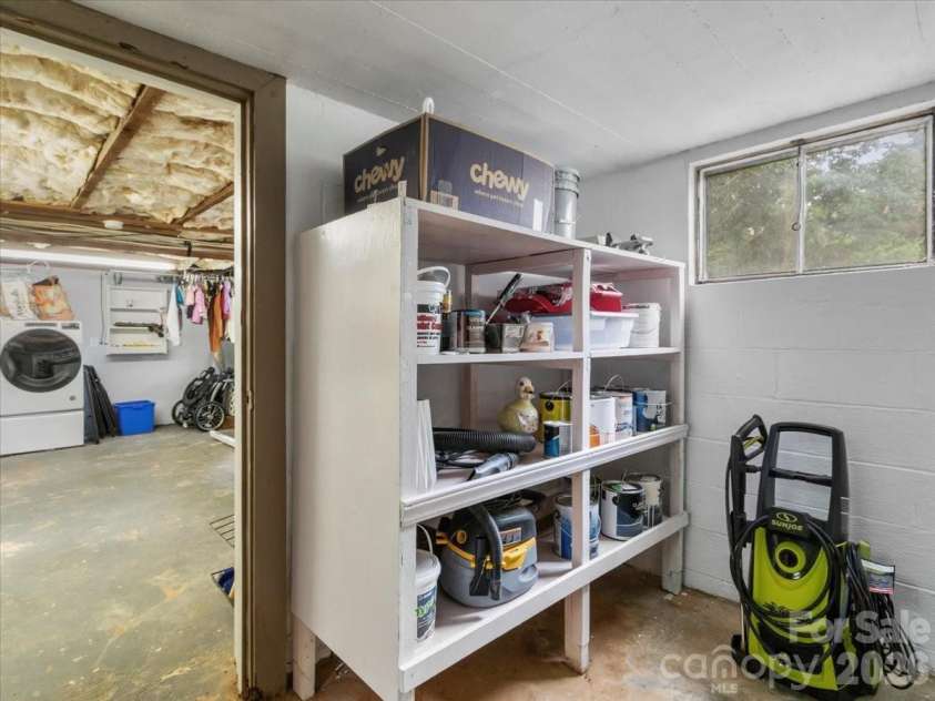 140 Locust Grove Road, Weaverville, NC 28787.  MLS# CAR4389016, YatesRealty ID 33586. 