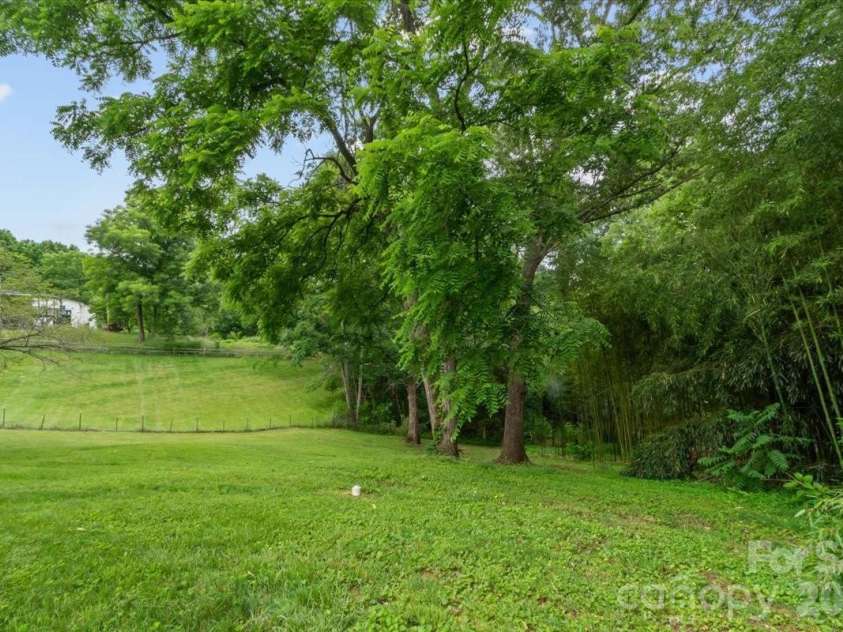 140 Locust Grove Road, Weaverville, NC 28787.  MLS# CAR4389016, YatesRealty ID 33586. 