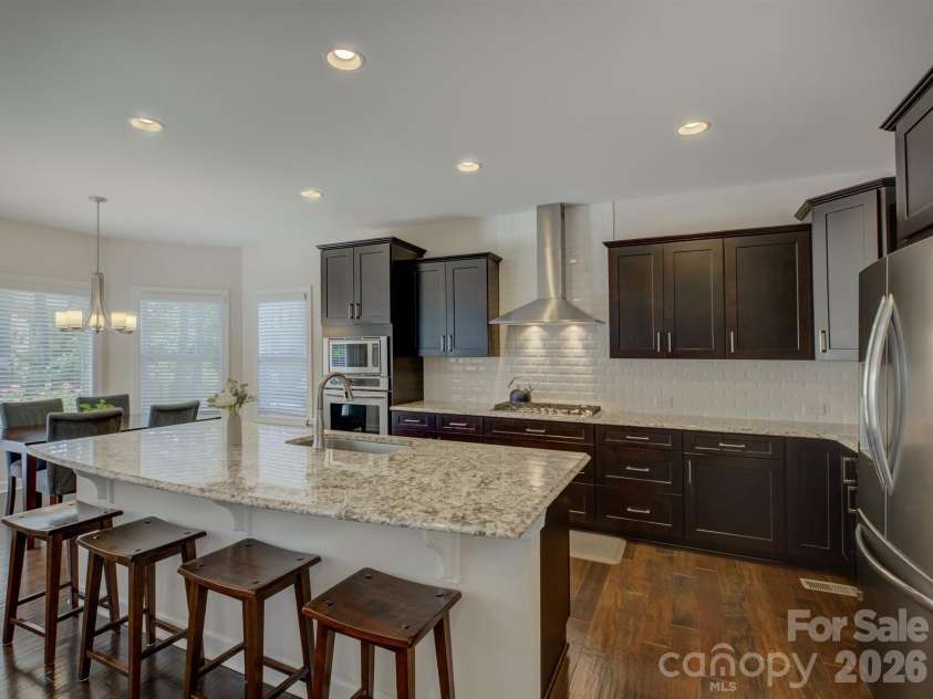 16433 Bryant Meadows Drive, Charlotte, NC 28278.  MLS# CAR4395955, YatesRealty ID 33587. 