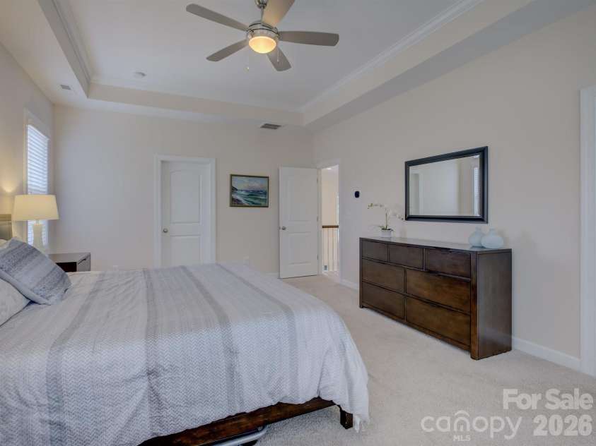 16433 Bryant Meadows Drive, Charlotte, NC 28278.  MLS# CAR4395955, YatesRealty ID 33587. 