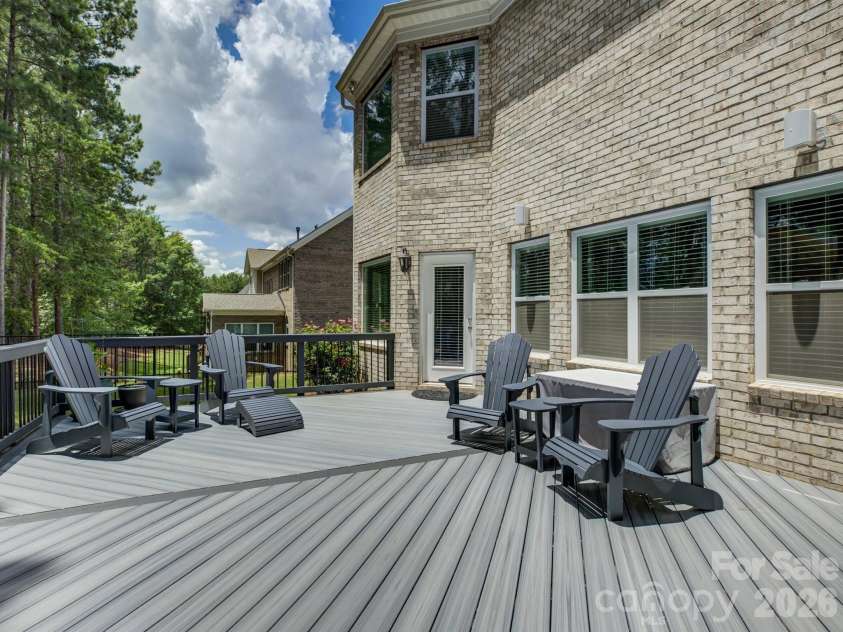 16433 Bryant Meadows Drive, Charlotte, NC 28278.  MLS# CAR4395955, YatesRealty ID 33587. 