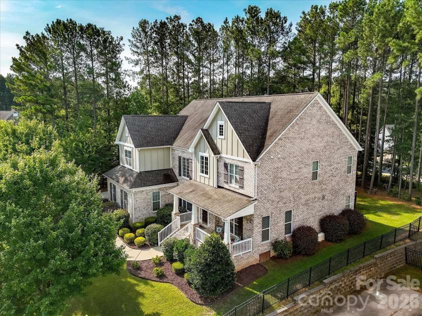 16433 Bryant Meadows Drive, Charlotte, NC 28278.  MLS# CAR4395955, YatesRealty ID 33587. 