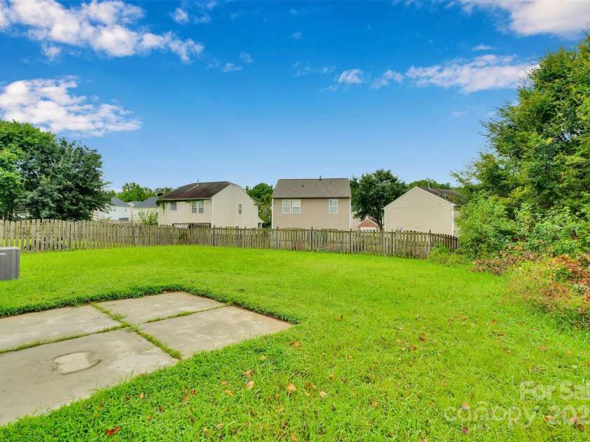 4323 Leopold Place, Charlotte, NC 28215.  MLS# CAR4294145, YatesRealty ID 33587. Patio/Backyard