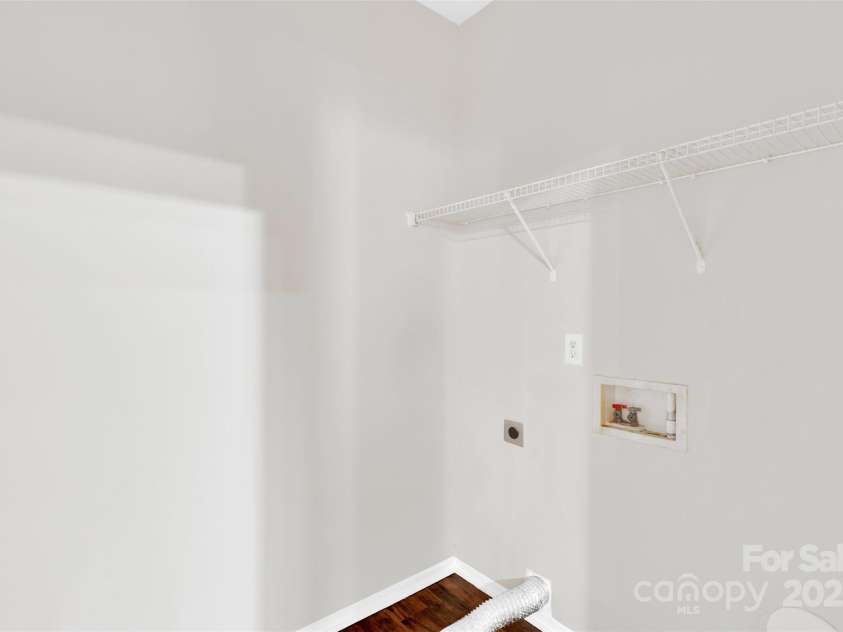 4323 Leopold Place, Charlotte, NC 28215.  MLS# CAR4294145, YatesRealty ID 33587. Utility/Laundry Room