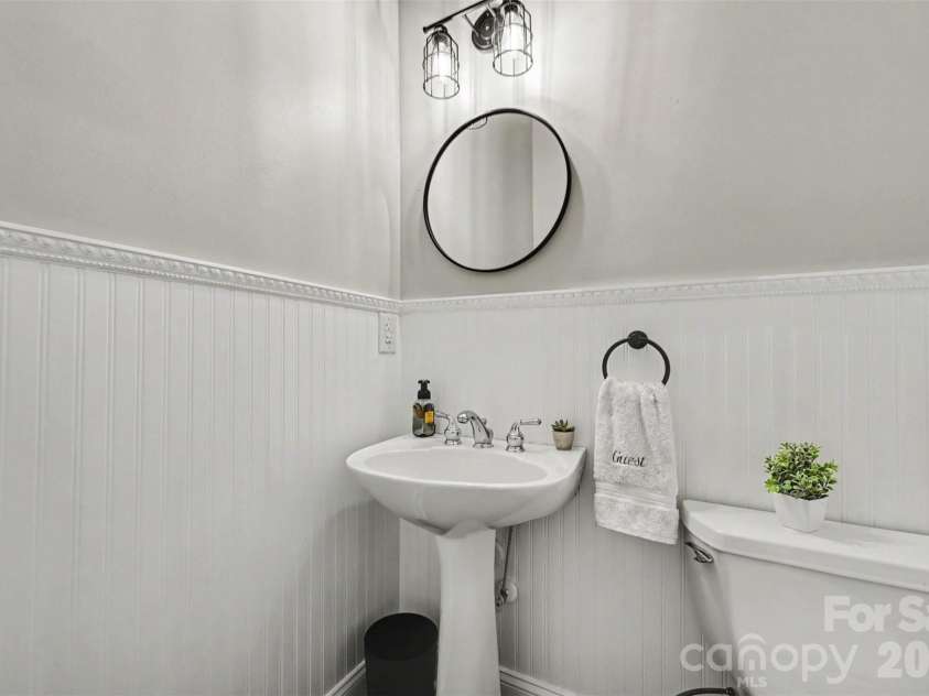 2442 Smith Cove Road, Denver, NC 28037.  MLS# CAR4396728, YatesRealty ID 33588. Half bath on main level.