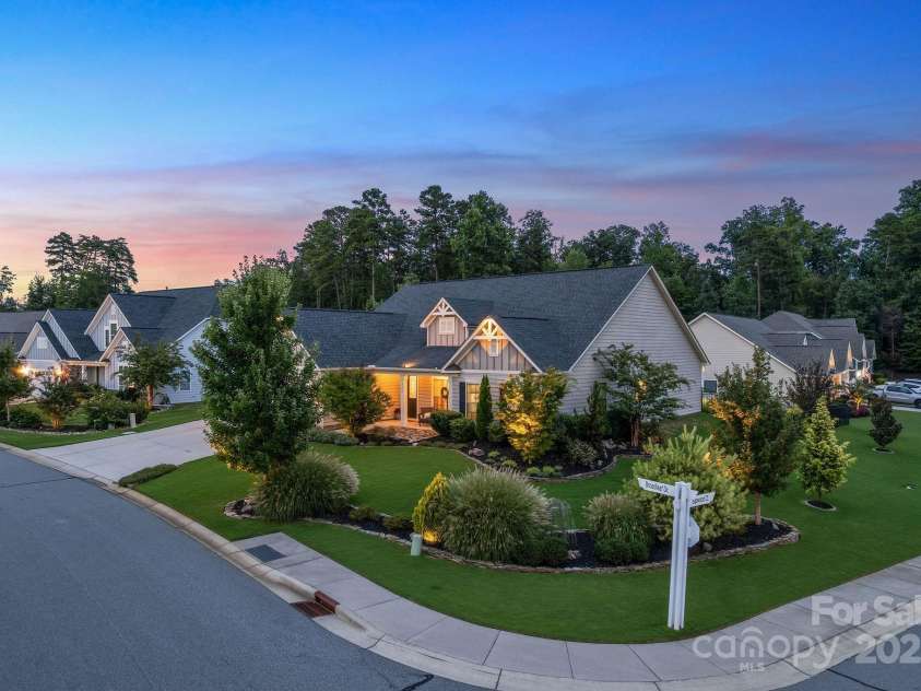 320 Broadleaf Drive, Denver, NC 28037.  MLS# CAR4293633, YatesRealty ID 33589. 