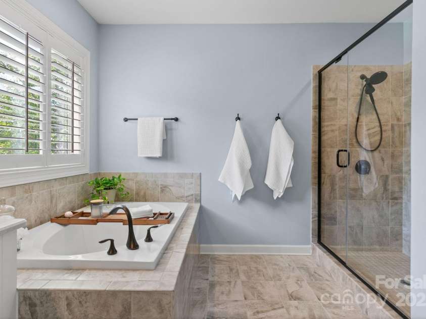 320 Broadleaf Drive, Denver, NC 28037.  MLS# CAR4293633, YatesRealty ID 33589. 