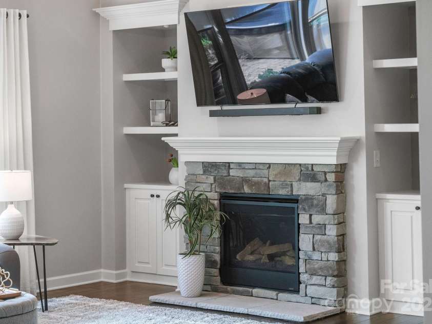 320 Broadleaf Drive, Denver, NC 28037.  MLS# CAR4293633, YatesRealty ID 33589. 