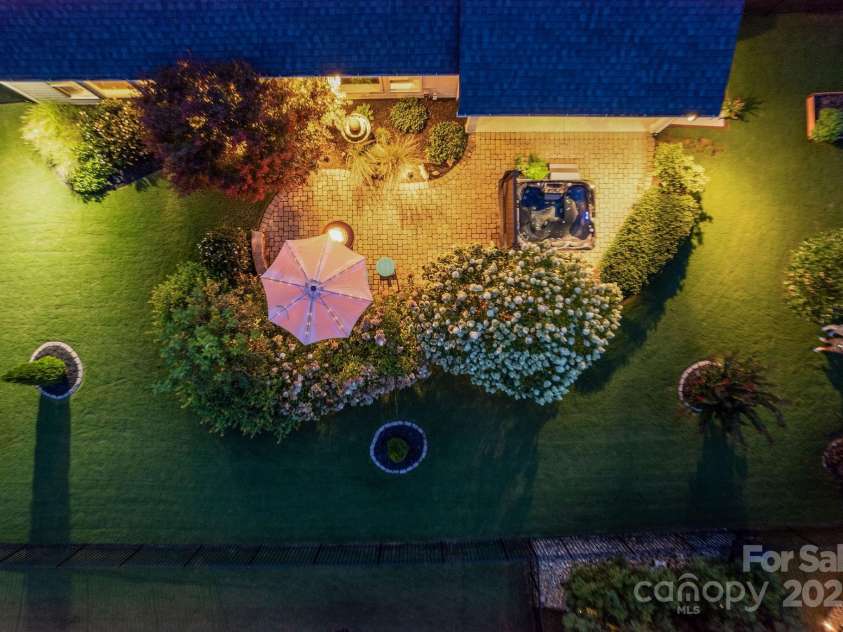 320 Broadleaf Drive, Denver, NC 28037.  MLS# CAR4293633, YatesRealty ID 33589. 