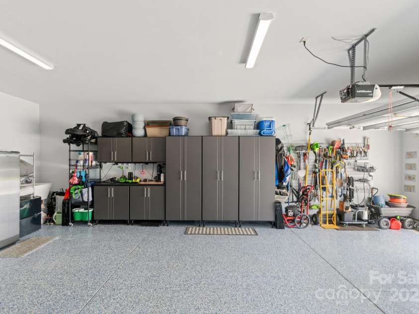 320 Broadleaf Drive, Denver, NC 28037.  MLS# CAR4293633, YatesRealty ID 33589. 