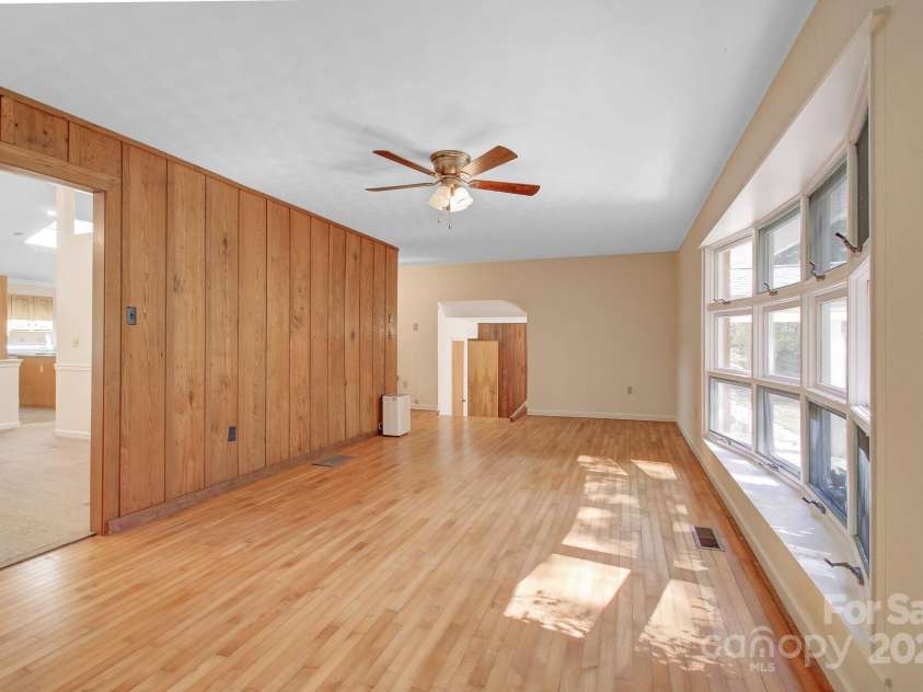 200 Riley Lane, Pisgah Forest, NC 28768.  MLS# CAR4313020, YatesRealty ID 3359. 