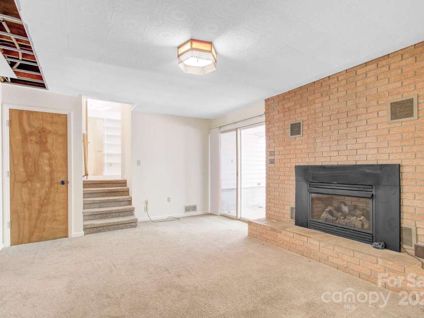 200 Riley Lane, Pisgah Forest, NC 28768.  MLS# CAR4313020, YatesRealty ID 3359. 