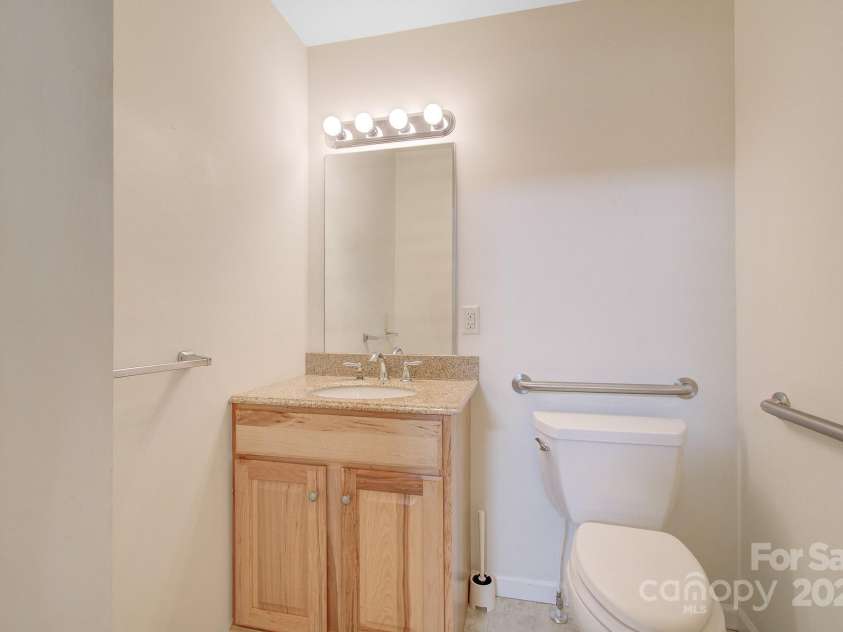 200 Riley Lane, Pisgah Forest, NC 28768.  MLS# CAR4313020, YatesRealty ID 3359. 