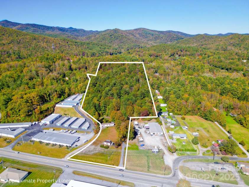 200 Riley Lane, Pisgah Forest, NC 28768.  MLS# CAR4313020, YatesRealty ID 3359. 