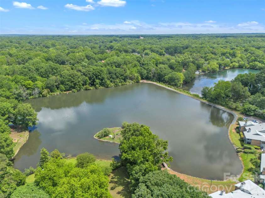 5839 Harris Grove Lane, Charlotte, NC 28212.  MLS# CAR4342437, YatesRealty ID 3359. 