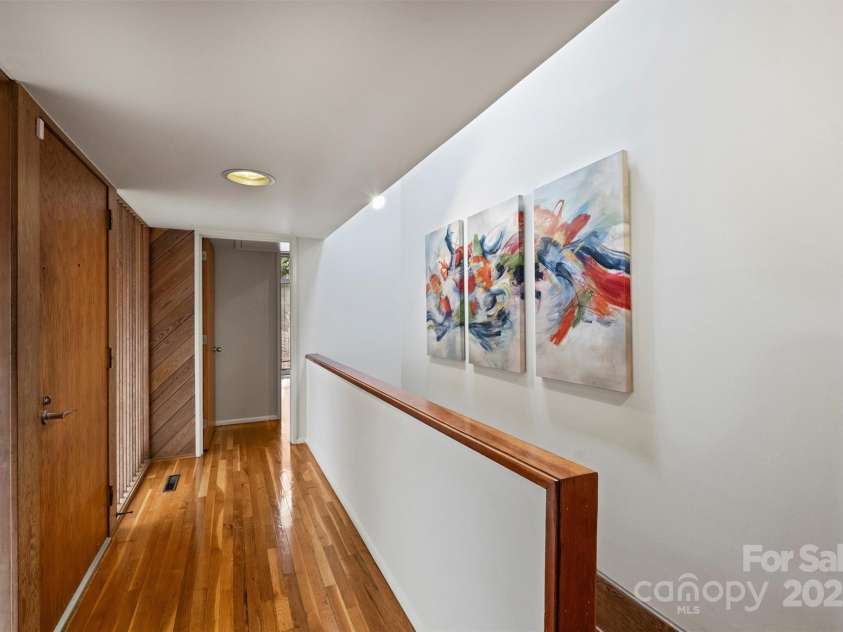 6366 Sharon Hills Road, Charlotte, NC 28210.  MLS# CAR4228866, YatesRealty ID 3359. Foyer leading to bedrooms