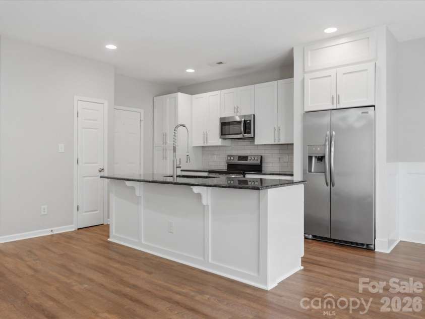 4011 Abbotsbury Drive, Fort Mill, SC 29707.  MLS# CAR4397234, YatesRealty ID 33590. 