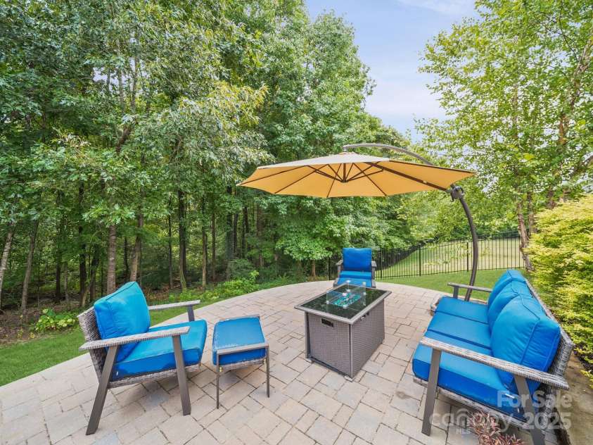 9639 Estridge Lane, Concord, NC 28027.  MLS# CAR4285957, YatesRealty ID 33590. 