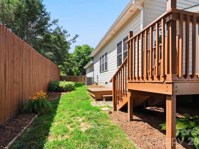 13 Triple H Drive, Asheville, NC 28806.  MLS# CAR4396514, YatesRealty ID 33591. Fully-Fenced Back Yard