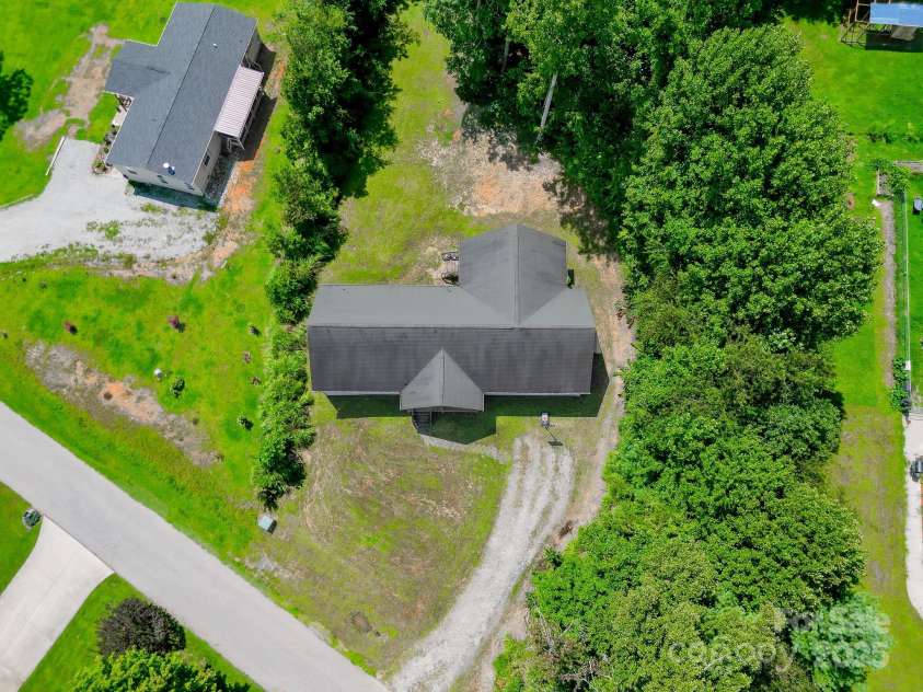 137 Pottery Terrace Trail, Flat Rock, NC 28731.  MLS# CAR4293348, YatesRealty ID 33592. 