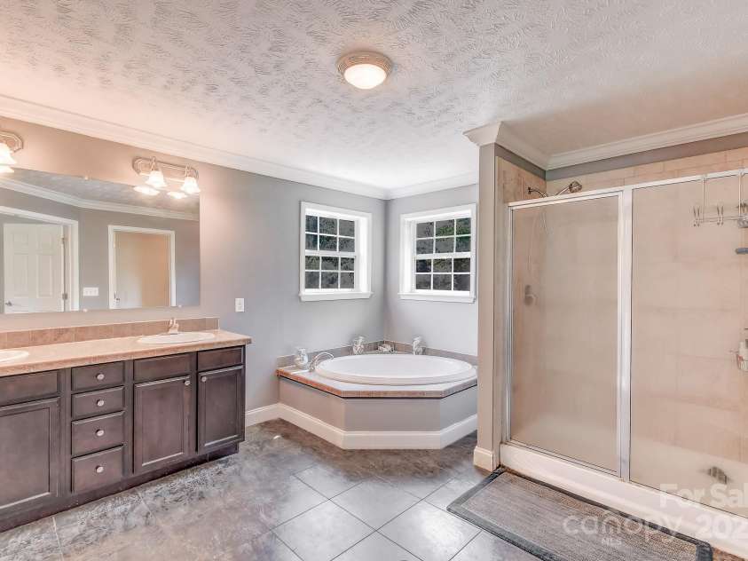 137 Pottery Terrace Trail, Flat Rock, NC 28731.  MLS# CAR4293348, YatesRealty ID 33592. 