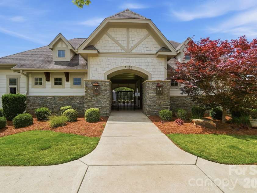 3029 Bronwood Place, Lancaster, SC 29720.  MLS# CAR4396964, YatesRealty ID 33592. 
